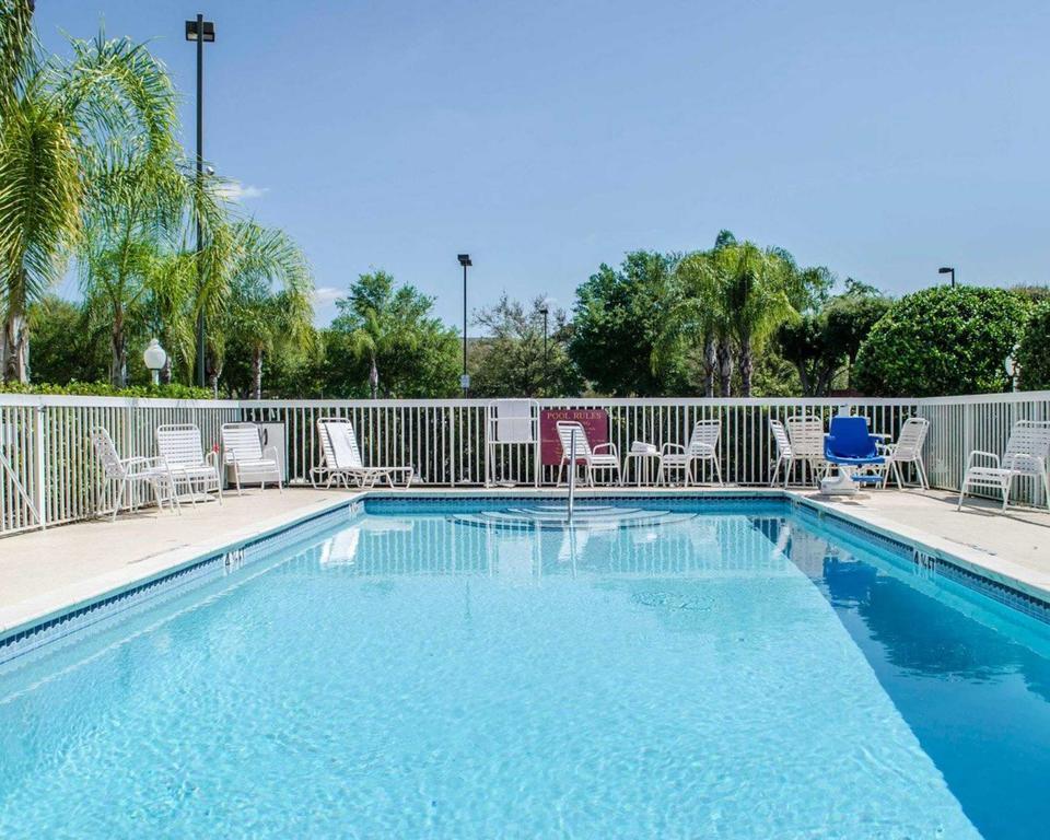 Sleep Inn Near Busch Gardens - Usf Temple Terrace Экстерьер фото