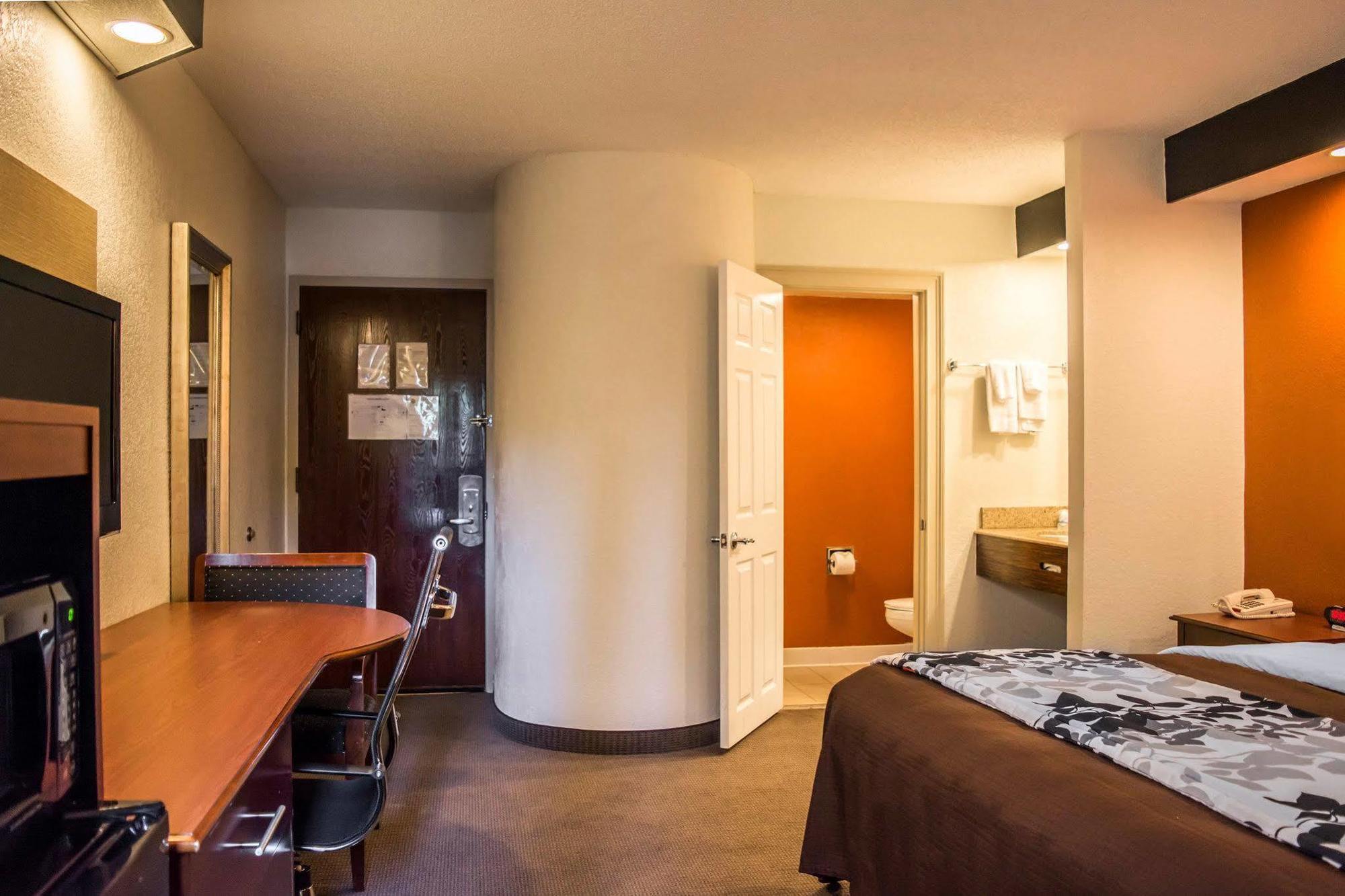 Sleep Inn Near Busch Gardens - Usf Temple Terrace Экстерьер фото